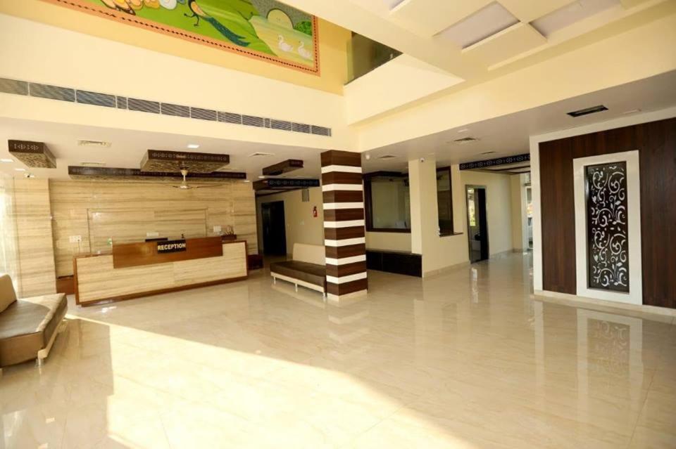 Rock Star Hotel Pushkar Bagian luar foto